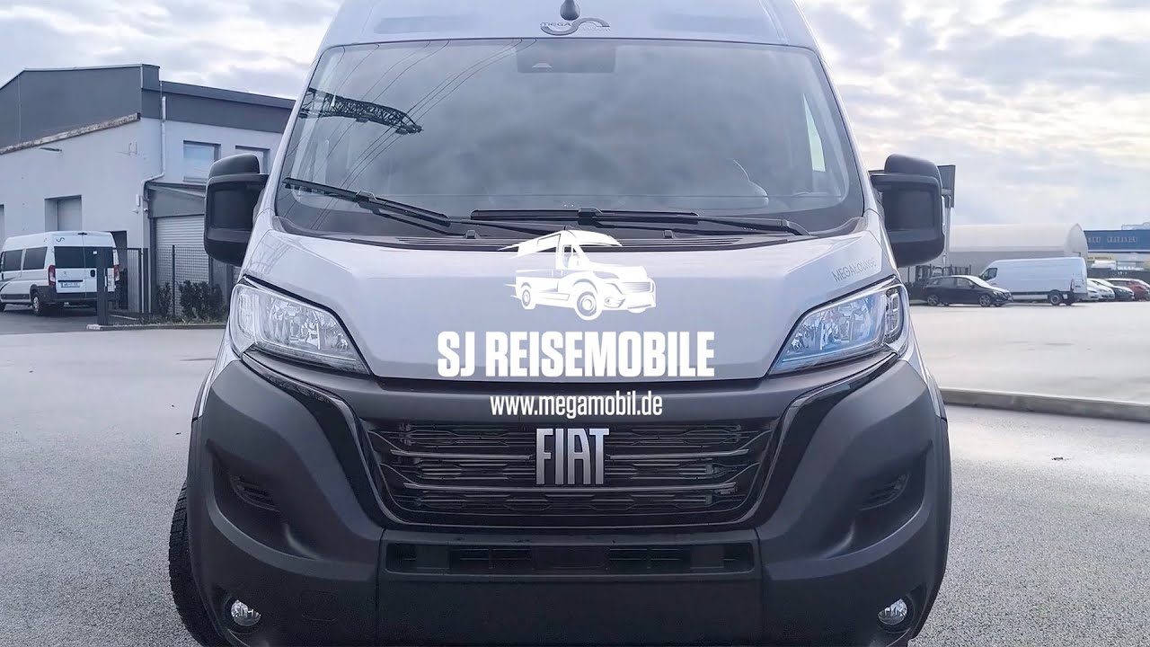 MegaMobil Classic 600 Lounge - Camper Van mit Hecksitzgruppe und elektrischem Hubbett