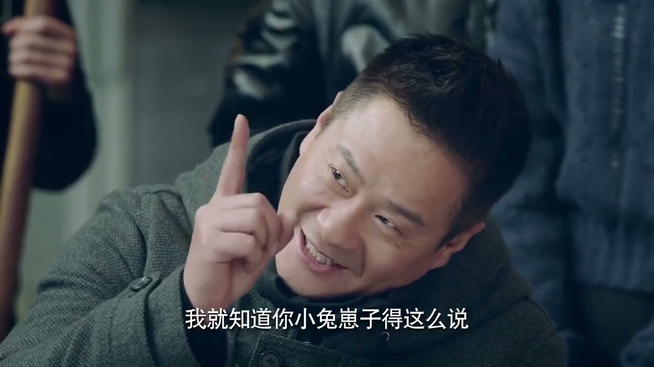 饭店破产房东带人砸店，没想到当天老板突然暴富，房东脸都绿了