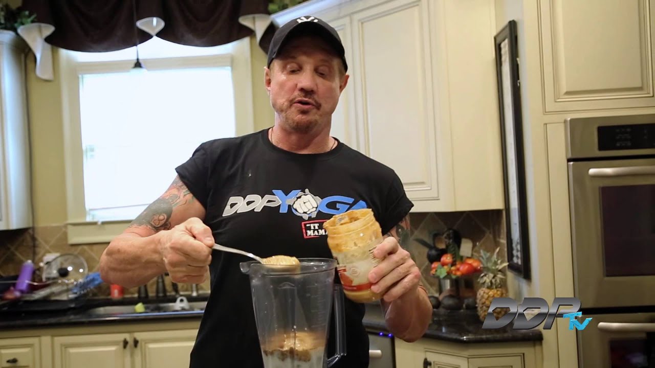 Протеиновый коктейль DDP с арахисовой пастой и Onnit Hemp Force &mdash; DDPtv