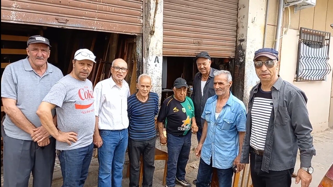 Le plus vieux quartier lakhmiss,rue Kamel Ladjouz ( Sidi Abldehak ),les anciens habitants,magasins.