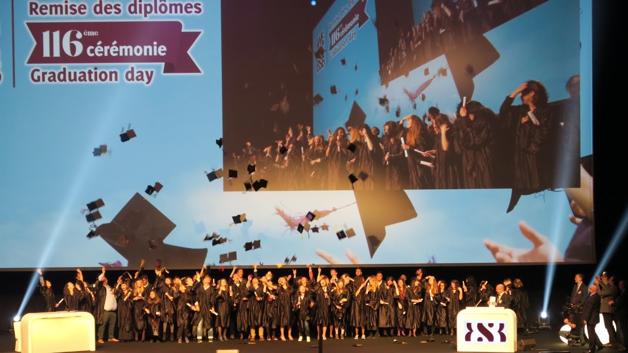 Cérémonie des diplômés de l'école de commerce de Dijon - BSB