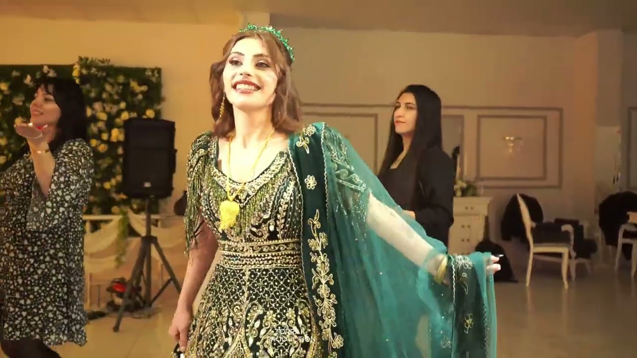 Pelin & Efecan çiftimize mutluluklar dileriz. 