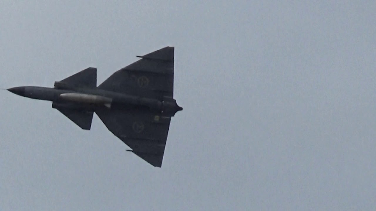 SAAB SK-37 Viggen (Sunday) @ southport airshow 2019