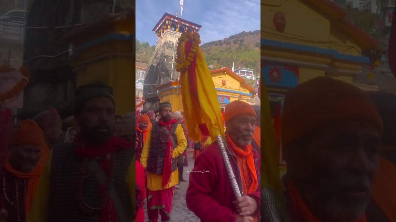 कालीमठ की माँ काली विश्वनाथ मंदिर गुप्तकाशी में सभी भक्तों को दर्शन देते हुये । जय माँ काली #viral 🚩