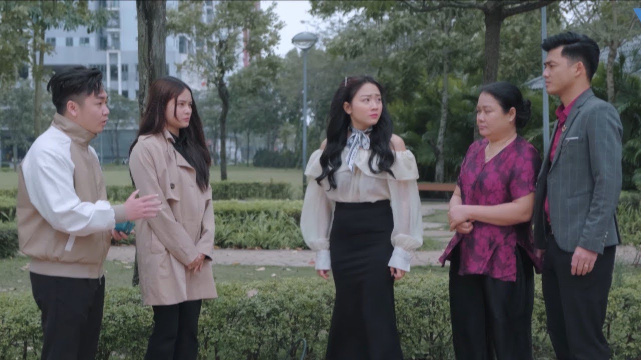 Mẹ Chủ Tịch Giả Làm Lao Công Kiếm Vợ Cho Con Trai Ai Ngờ Bị Thư Ký Coi Thường Và Cái Kết - Tập 1571