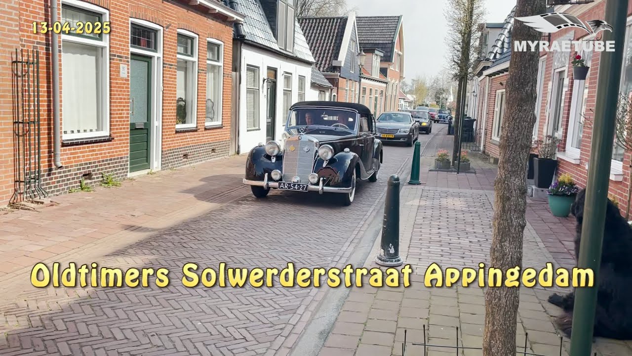 Oldtimers Appingedam Solwerderstraat Mercedes Benz 170 S Jaguar Mark 2  Peugeot 404 VW Cabrio
