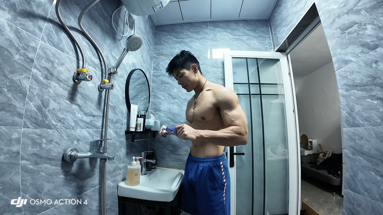 Home Workout Vlog: The 6-Pack Guy Everyone’s Watching - [ Douyin : 巧克力哥🍫 ]