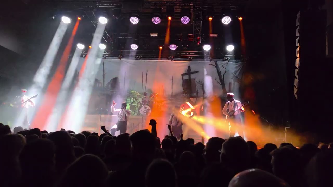 Kanonenfieber - The Yankee Division March live at Fållan, Stockholm, Sweden. 8/3/26