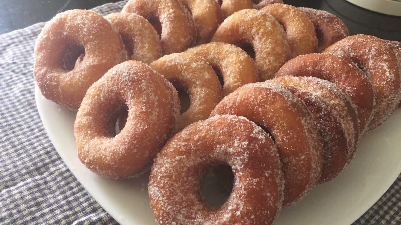 Recette de Beignets moelleux facile et rapide #beignets #donuts #lingourmande