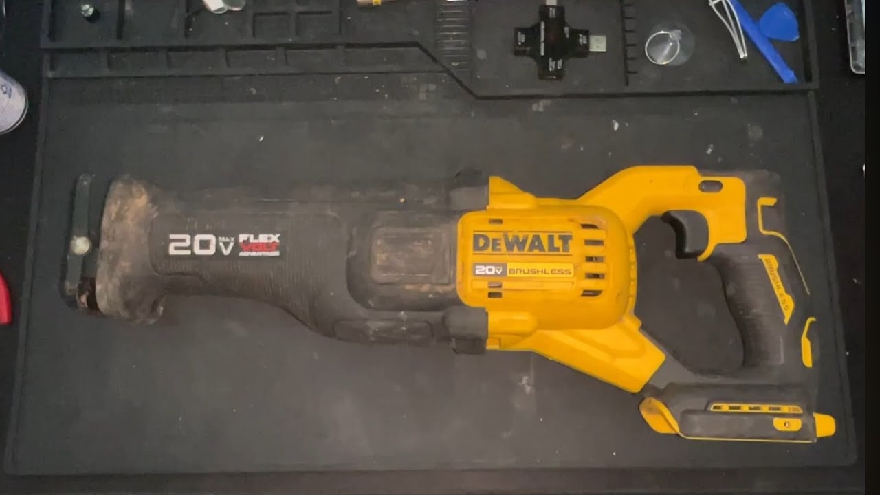 DeWalt 20v Reciprocating Saw: Disassembly/Repair