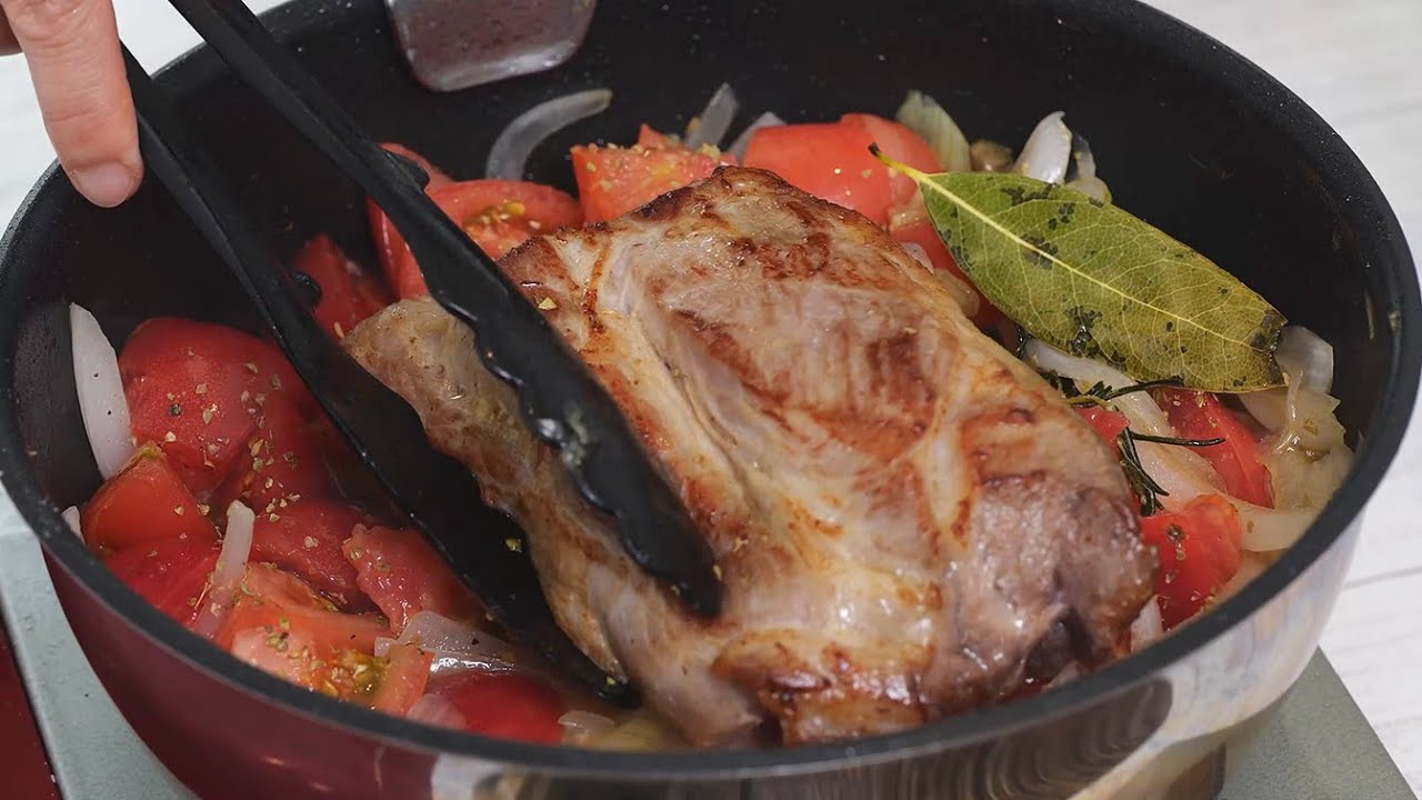 豚の塊はトマトで煮込め！【 料理レシピ 】