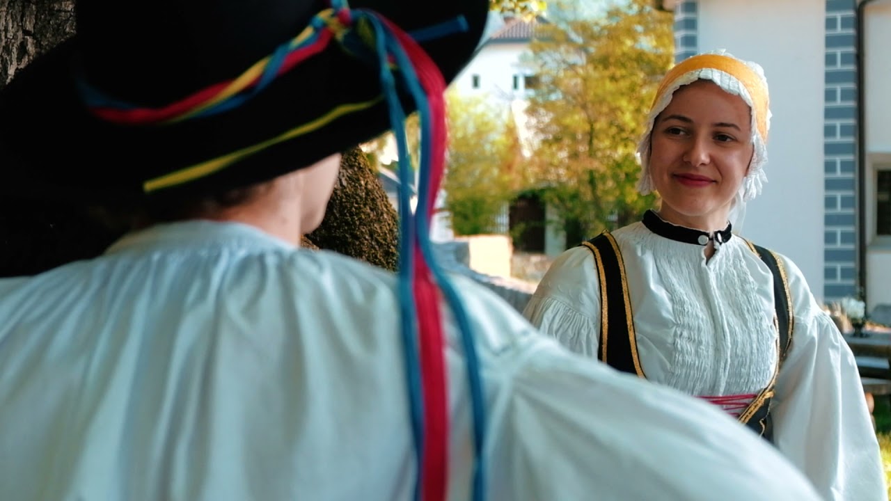 Grad Altgutenberg in ljudski ples