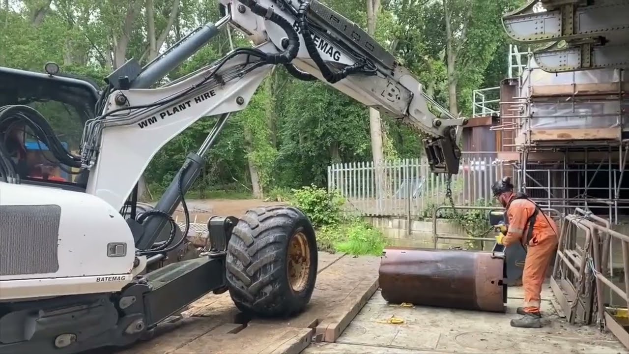 'Reaching out'...on Bridges - long reach and Spider excavators