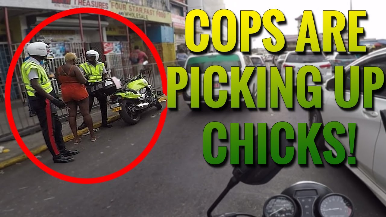 Biker Cops Are Picking Up Hot Chicks In The City - Jamco 150cc Riding Through The Town | Jamaica