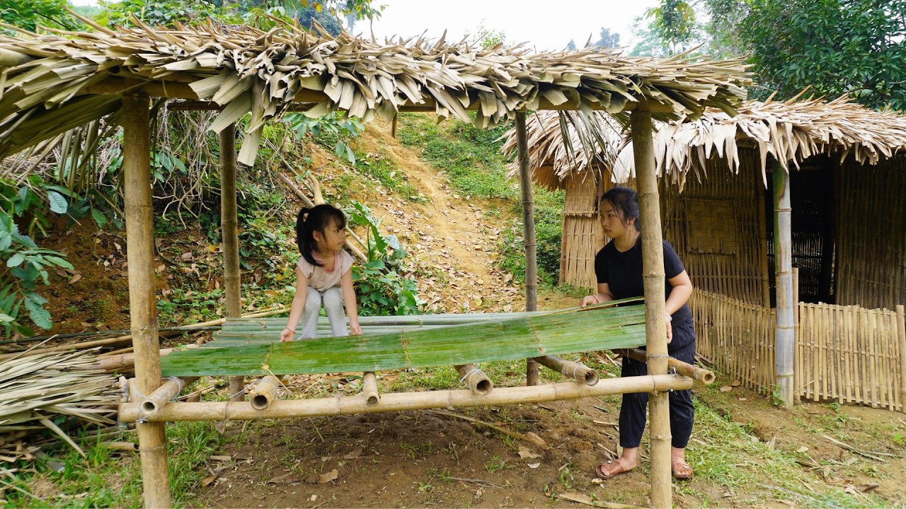 Busy Life: The Journey of a Single Mother Building a Bamboo House and Laying Bamboo Flooring Alone