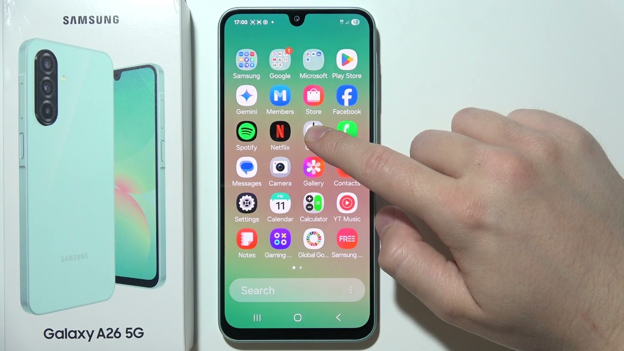 SAMSUNG Galaxy A26 5G: как создавать папки в меню приложений