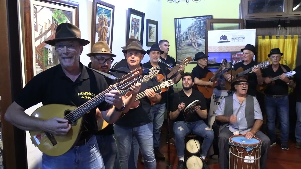 LOS PARRANDEROS DE FIRGAS ORDEN DEL CACHORRO CANARIO