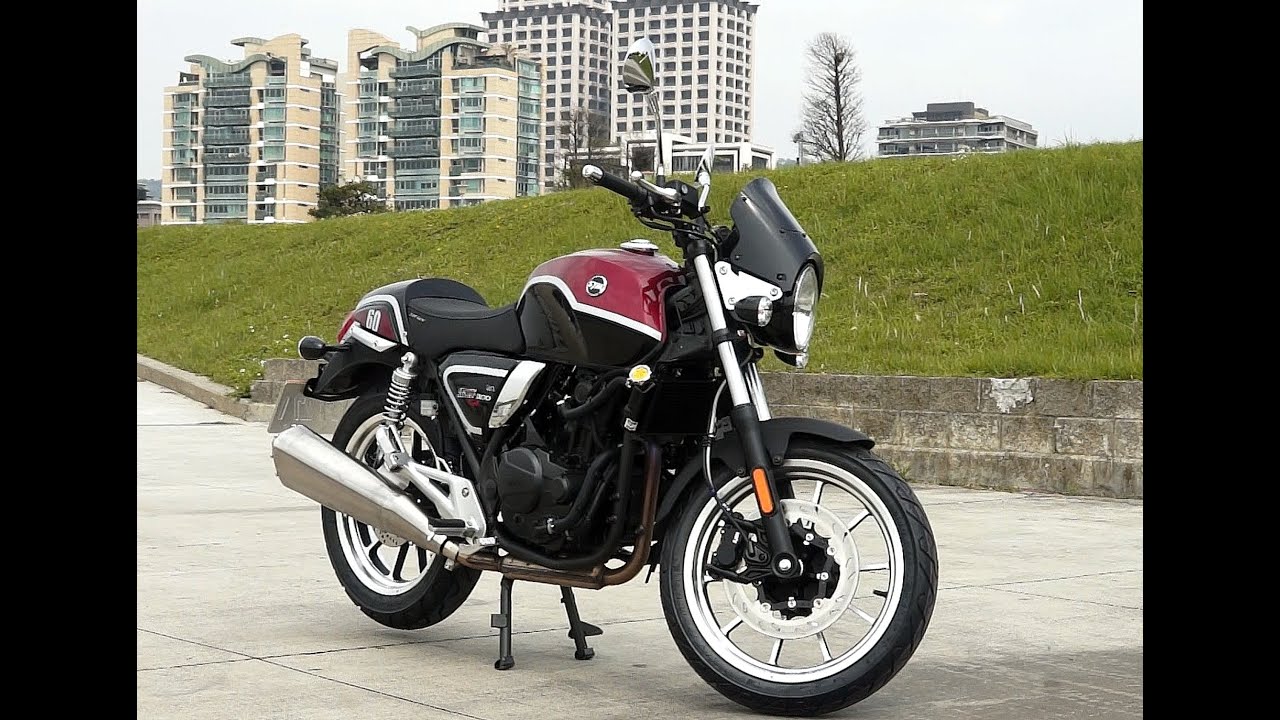 SYM 野狼 SB300 CR 掛上黃牌的一匹狼【Auto Online 汽車線上 重機試駕影片】