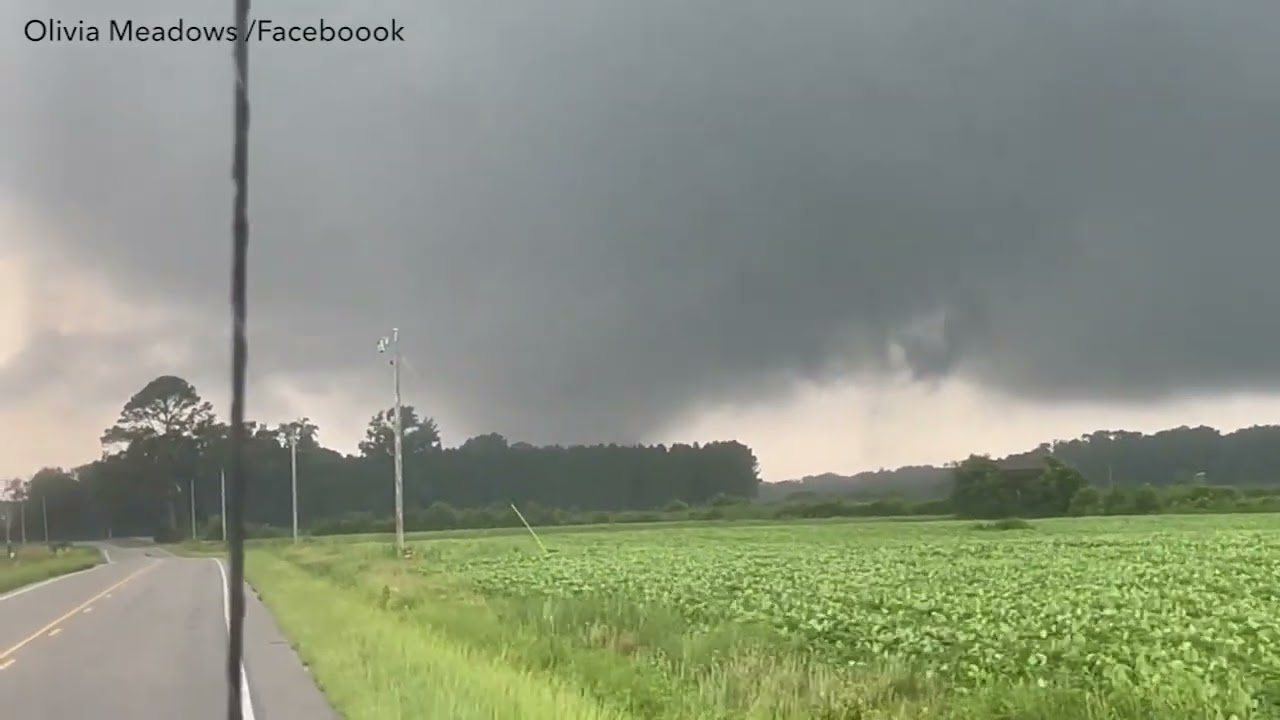 Raw video: Massive tornado on the ground in Battleboro