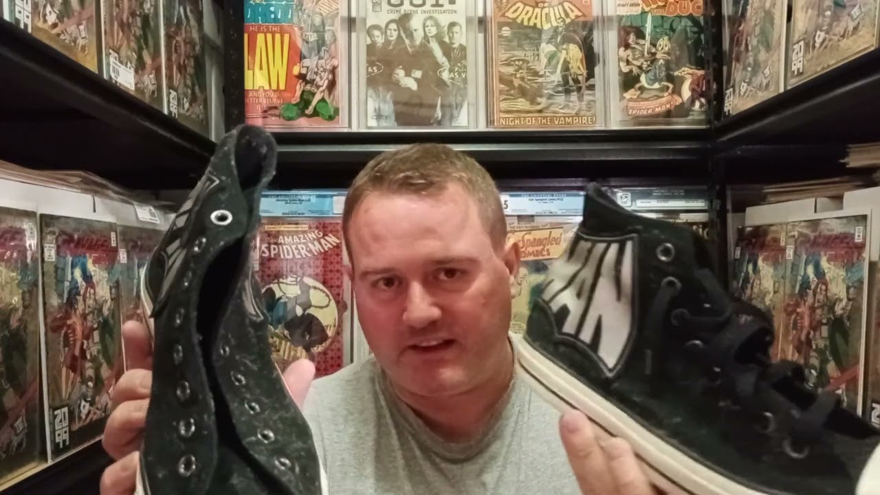 Batman Converse All-Star. Help wanted. #converse 