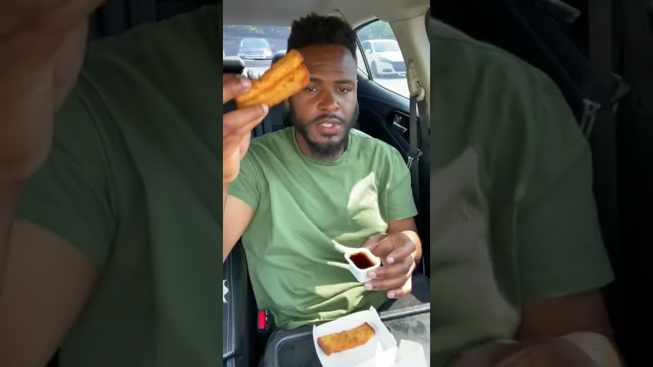 Burger King 🍔 Breakfast🍳🥓 Biscuit DISGUSTING‼️‼️🤯🤬