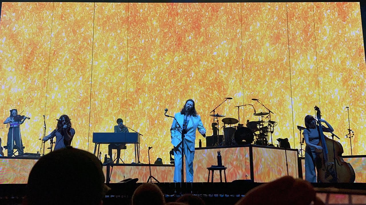 to someone from a warm climate | hozier (unreal unearth tour 2025 chicago night 1)