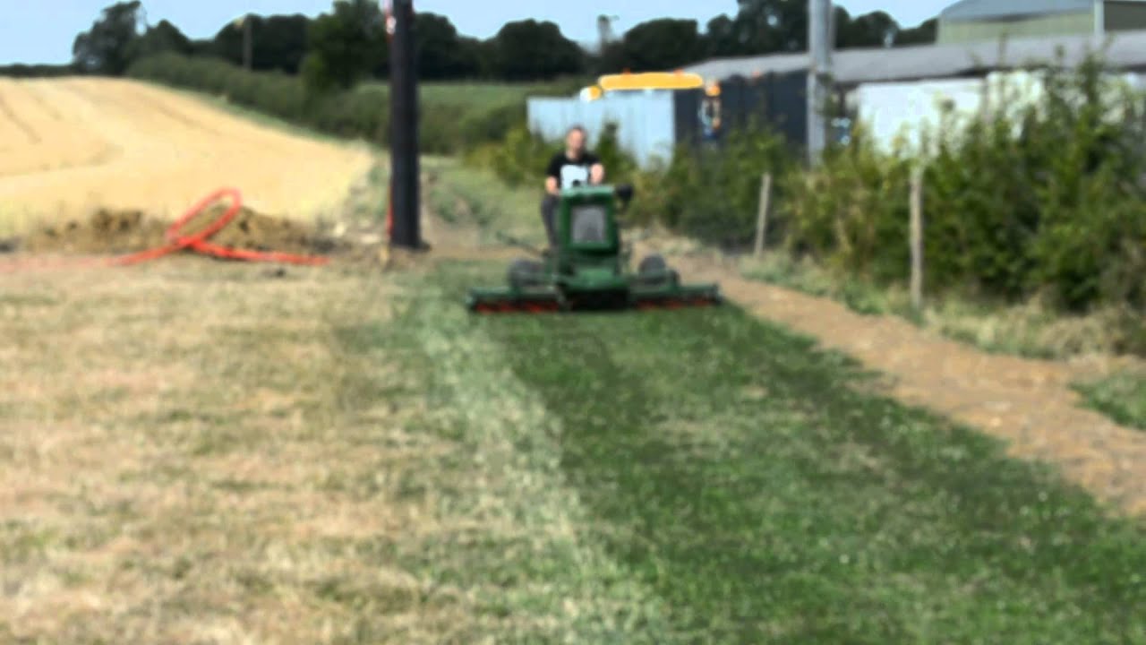 Ransomes triple ride on mower