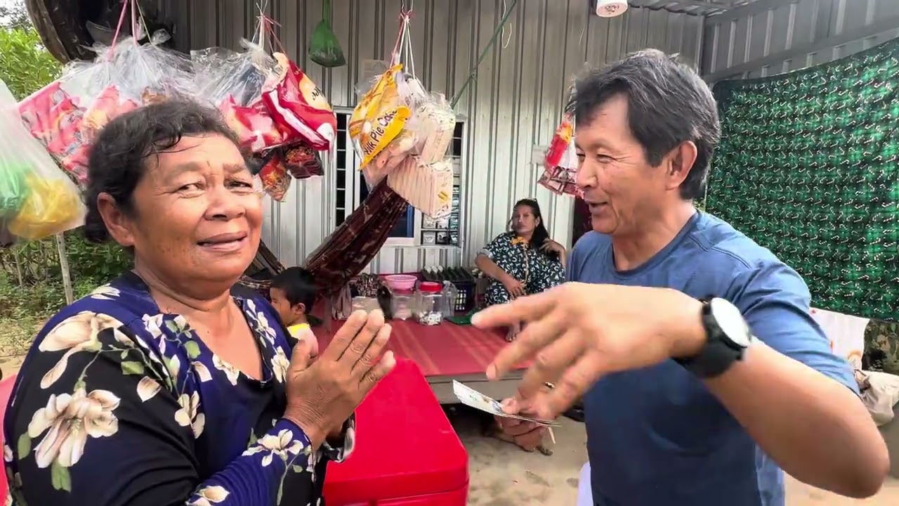 នាំបងឡុងដេីរមេីលសមិទ្ធផលដែលពូវុធយកមកធ្វេី By Pou Vot 