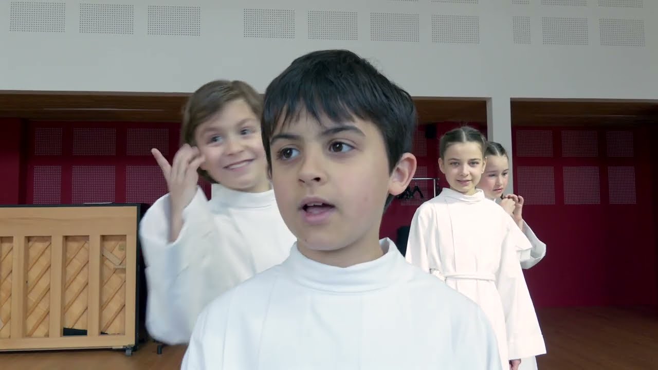 Le Chœur d’enfants d’OpéraKids joue et chante Tosca à l’Opéra de Limoges