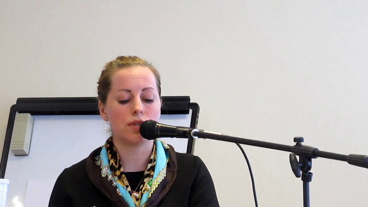 Бачинская на трибуне 12 4 2014