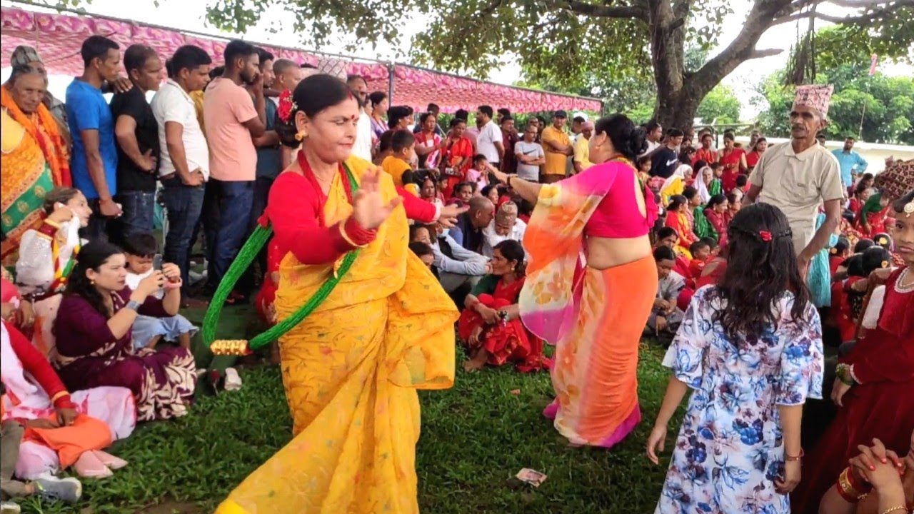 आयो फेरी खर्चवा दाङ्गको मौलिक नेपाली नाचगान.. Nepali Culture Dance in Rural Area Dang | Teej |