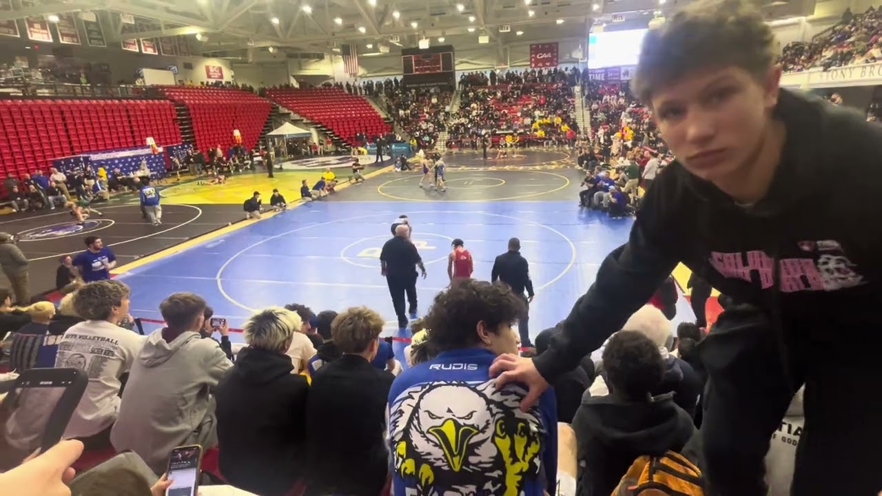Xavier Seabury vs sano restrpo  Suffolk county wrestling