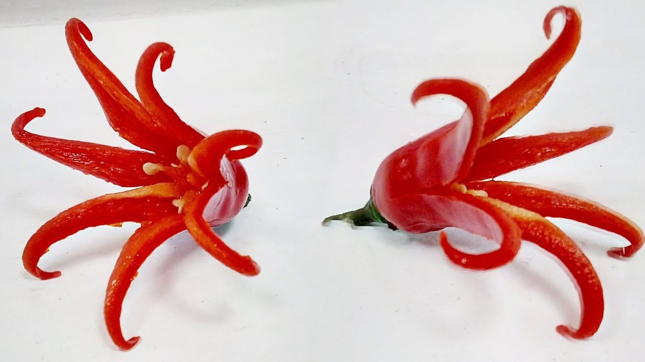 #205 How to make a pepperoni or chili flower with chisel - carving garnish lesson for beginners