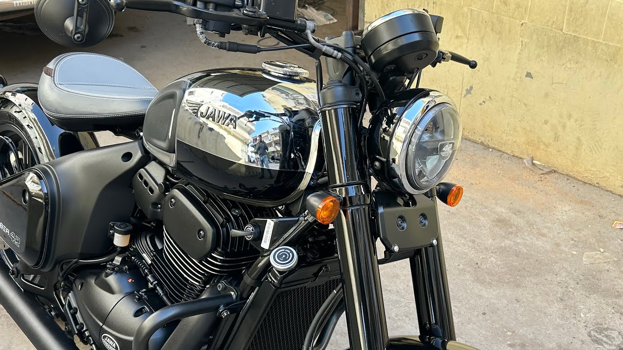 New Jawa Bobber 42 PPF at PSC ￼