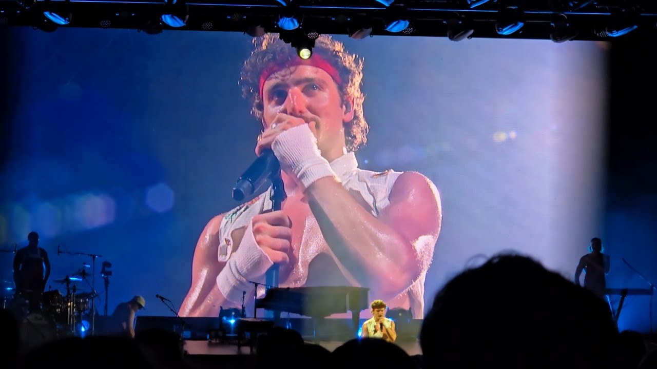 Benson Boone -Death Wish Love + Forever and a Day - LongVersion (Fireworks & Rollerblades Tour 2025)
