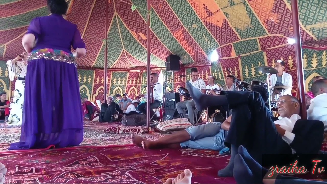 عرس أسطوري كلشي سكران مع فنان رائع ملقب ب  صلاح صرندل