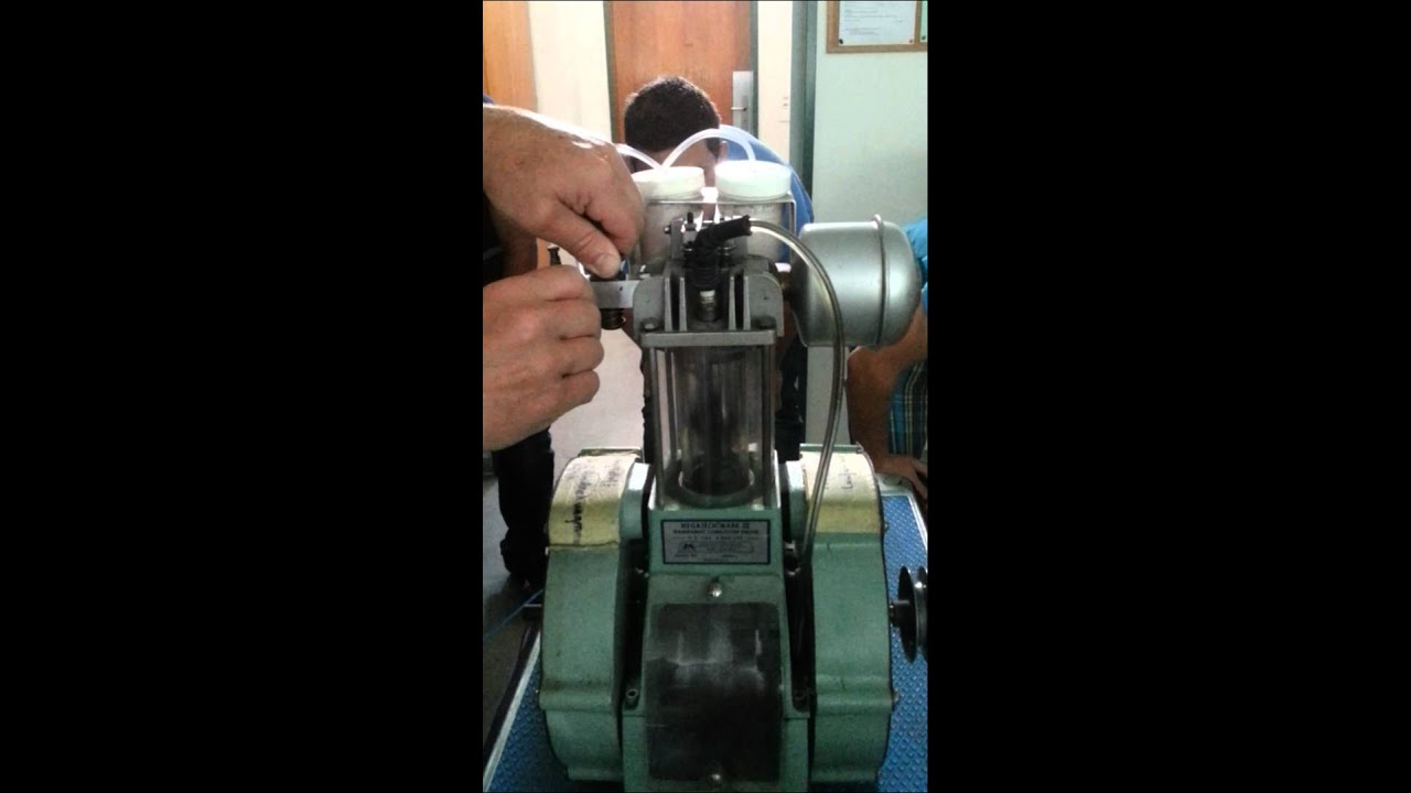 4 takt motor mit glas zylinder