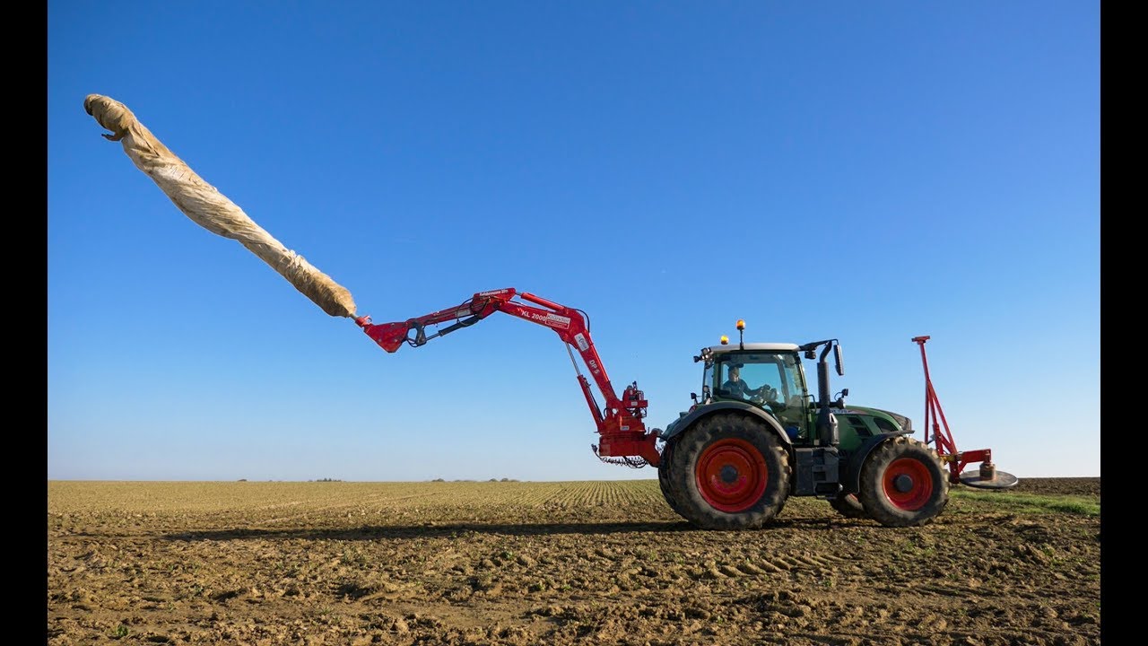 FENDT 720 à Bâcher les betteraves