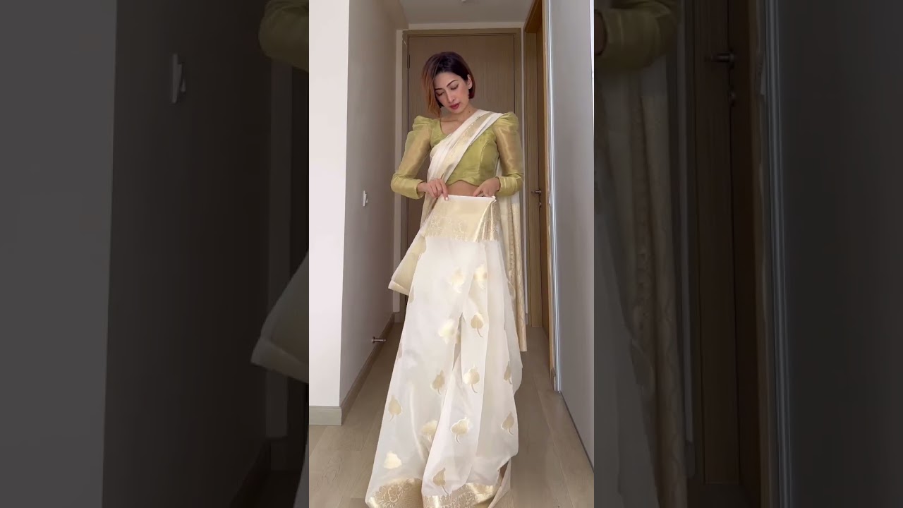 How I drape my saree ✨ #basicsareedrape #sareedraping #sareelove