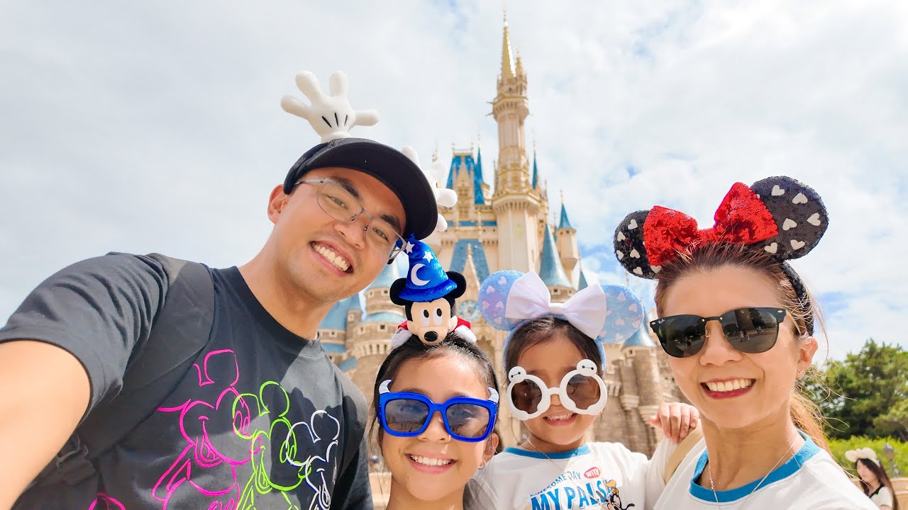 Hello Japan!- Shibuya and Tokyo Disneyland