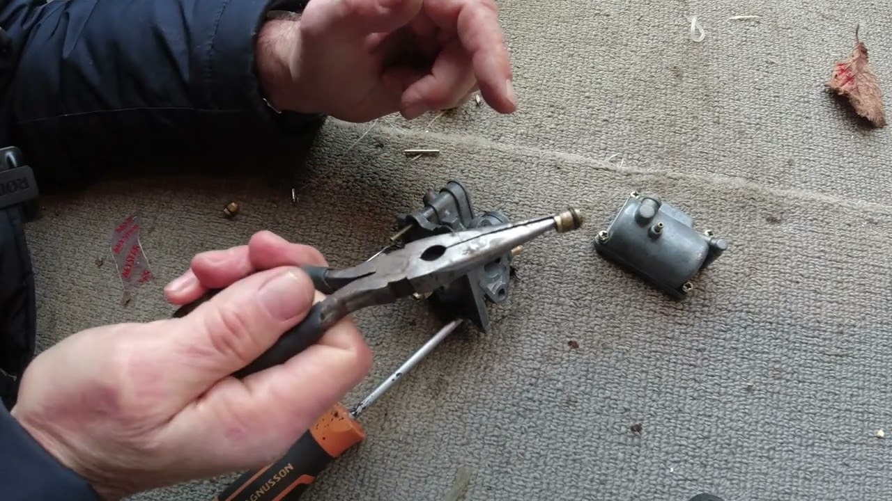 Suzuki FZ50 Carburetor Float and Valve Problems