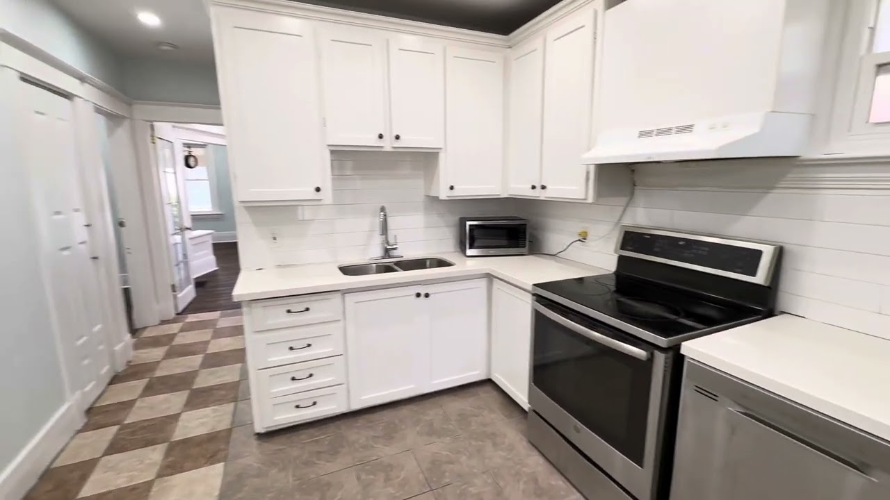 386 wharncliff rd S Video 