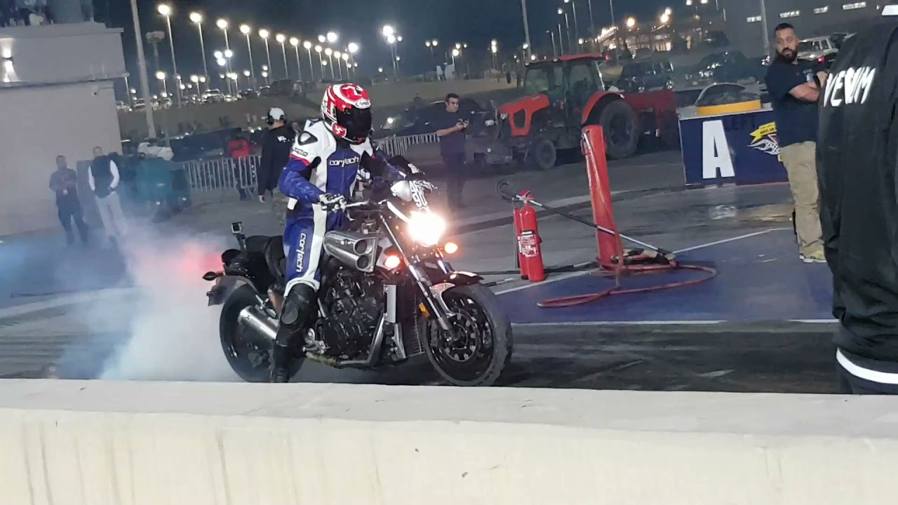 vmax 1700 race