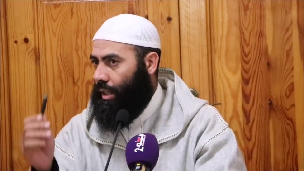 دَعُوها فإنها مُنْتِنة!