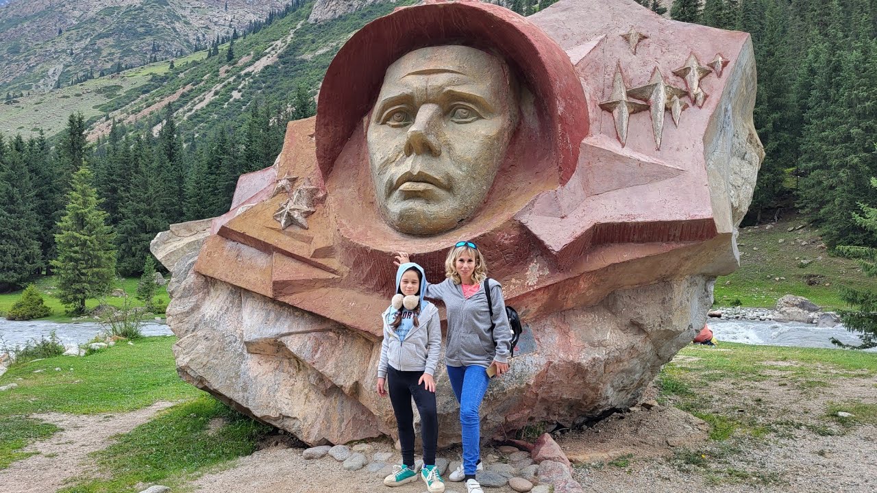 Иссык Куль 2024. Дорога в Барскоон, памятник Юрию Гагарину.Тамга. Южная сторона Иссык-Куля 