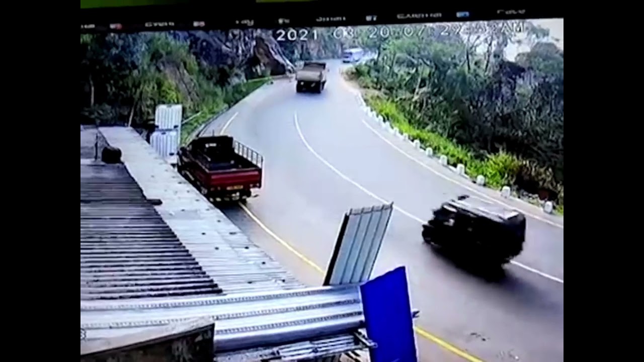 passara bus accident