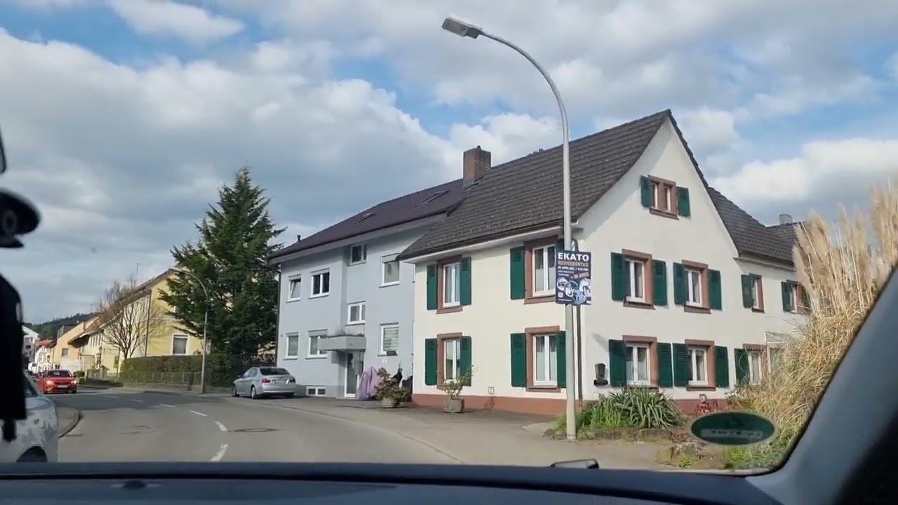 Fahrt durch Steinen ( Lörrach  ) - Schwarzwaldidylle auf vier Rädern