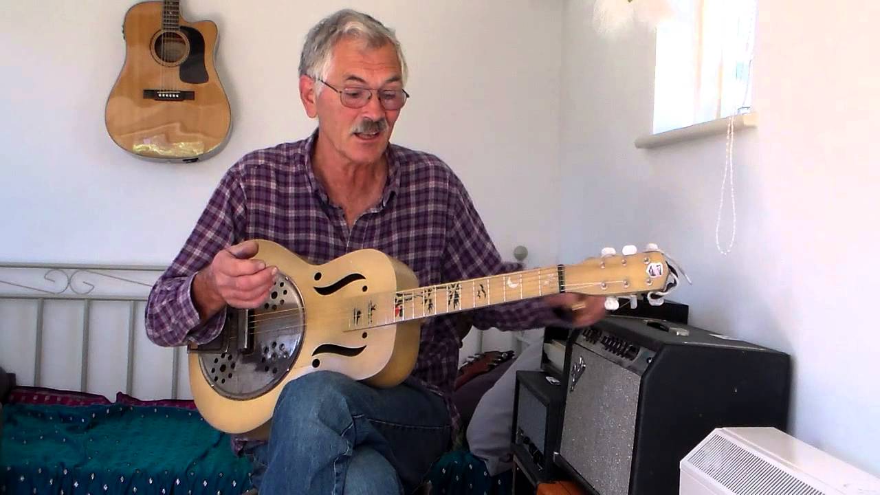 Playing all Robert Johnson songs in open G