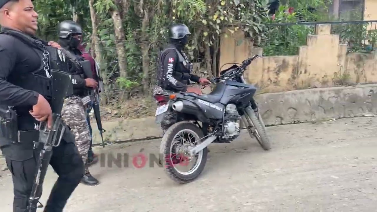 Operativo y también desalojo en la comunidad del Higuero de Genimo por la policía en SFM 