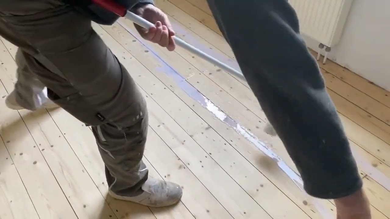 Holzboden Dielenboden lackieren, versiegeln